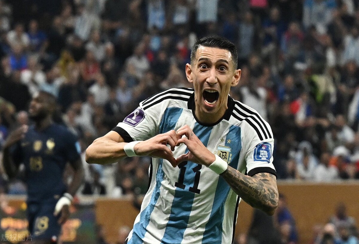 迪马利亚足球生涯,迪马利亚与国足