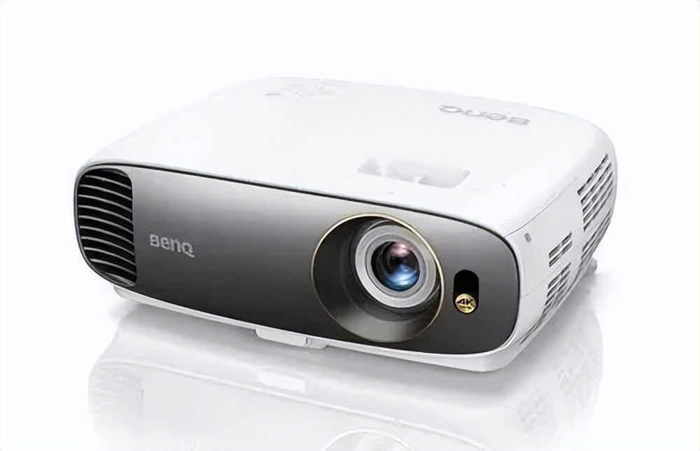 148寸幕布投影仪安装距离,投影机和幕布安装距离