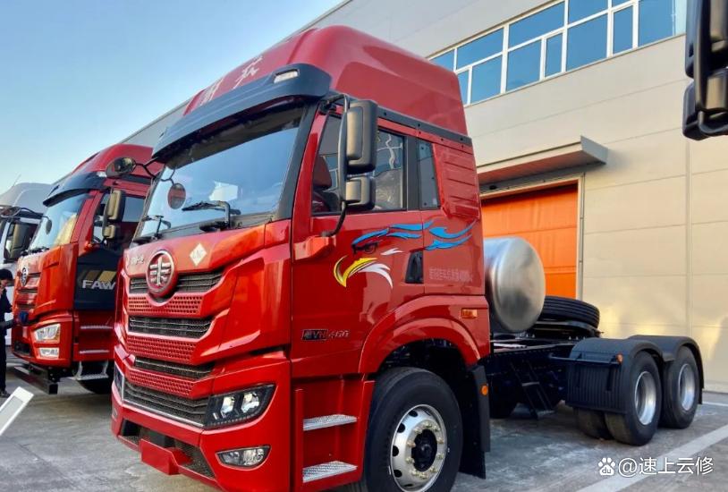 1月自卸、天然气、载货重卡各销多少？前5强谁升，谁降？