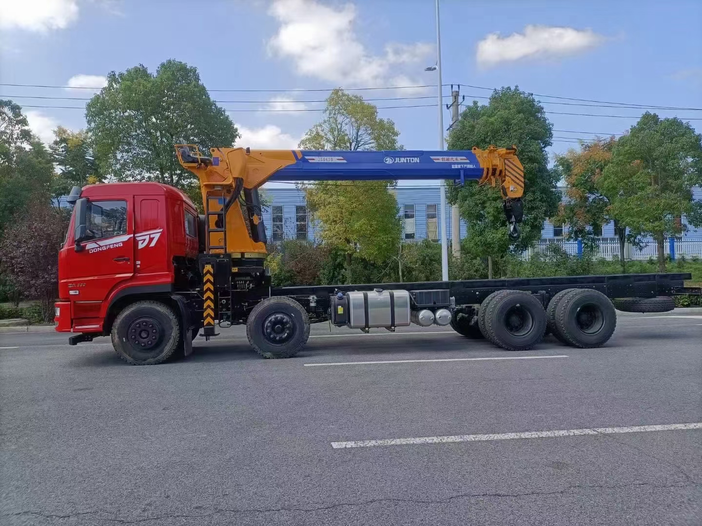 16吨随车吊工作参数表,16吨随车吊价格表二手