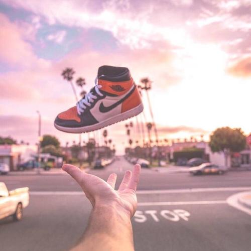 匡威和vans帆布鞋哪个品牌好穿,低帮板鞋选匡威还是vans