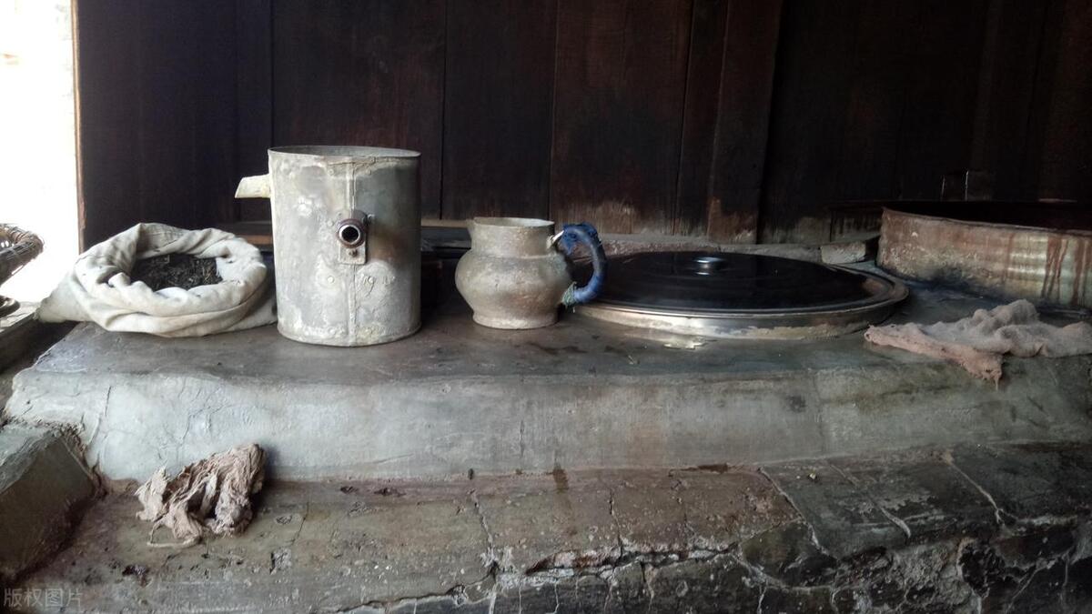 一口气看完易中天品三国,易中天品三国在线看