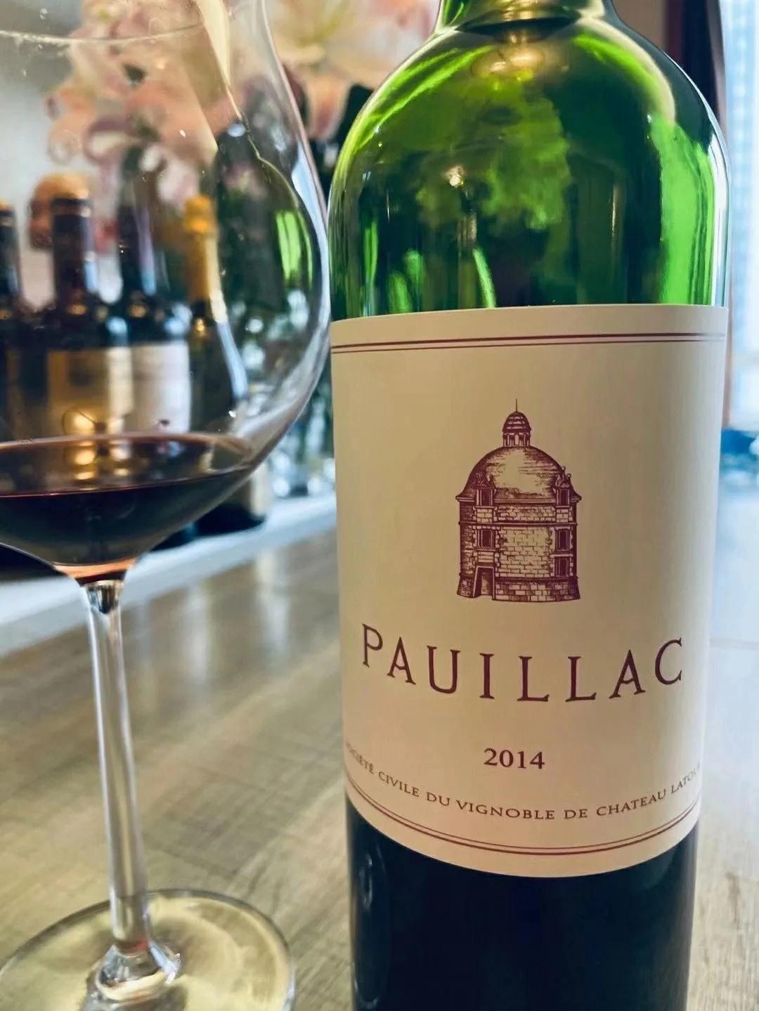 拉图爱斐堡波尔多干红葡萄酒,法国波尔多德拉泰庄园的葡萄酒