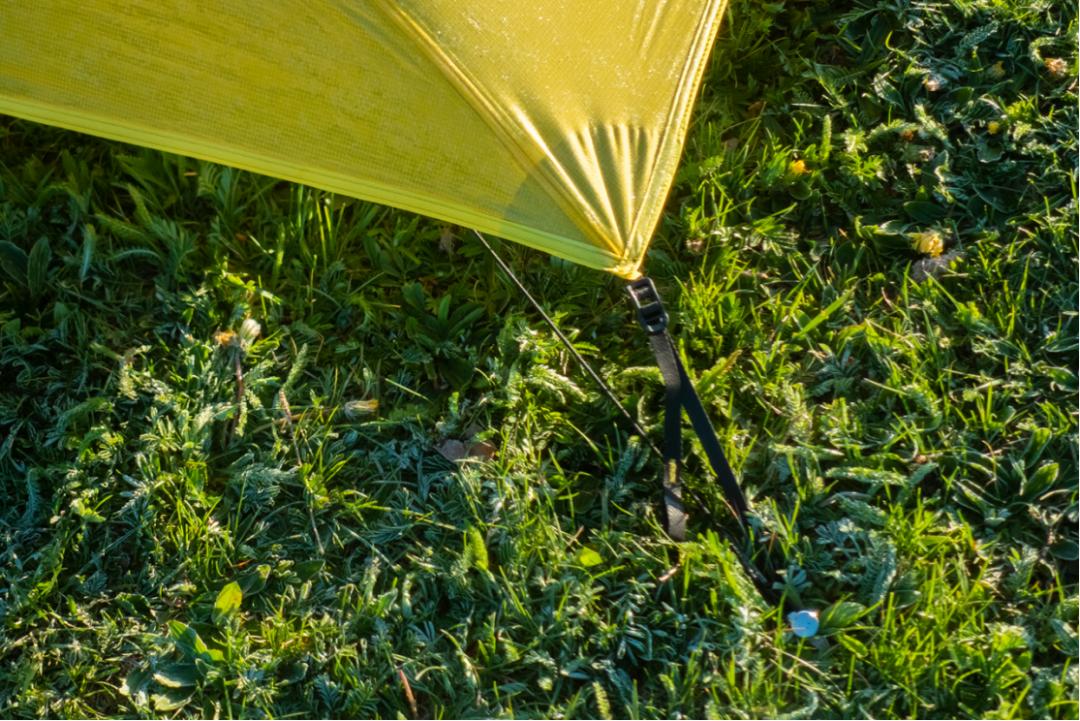 帐篷满天飞的视频,漫天飞舞的帐篷