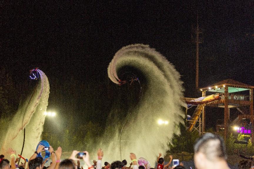 郑州方特夏日狂欢派对表演,5月郑州方特水上乐园