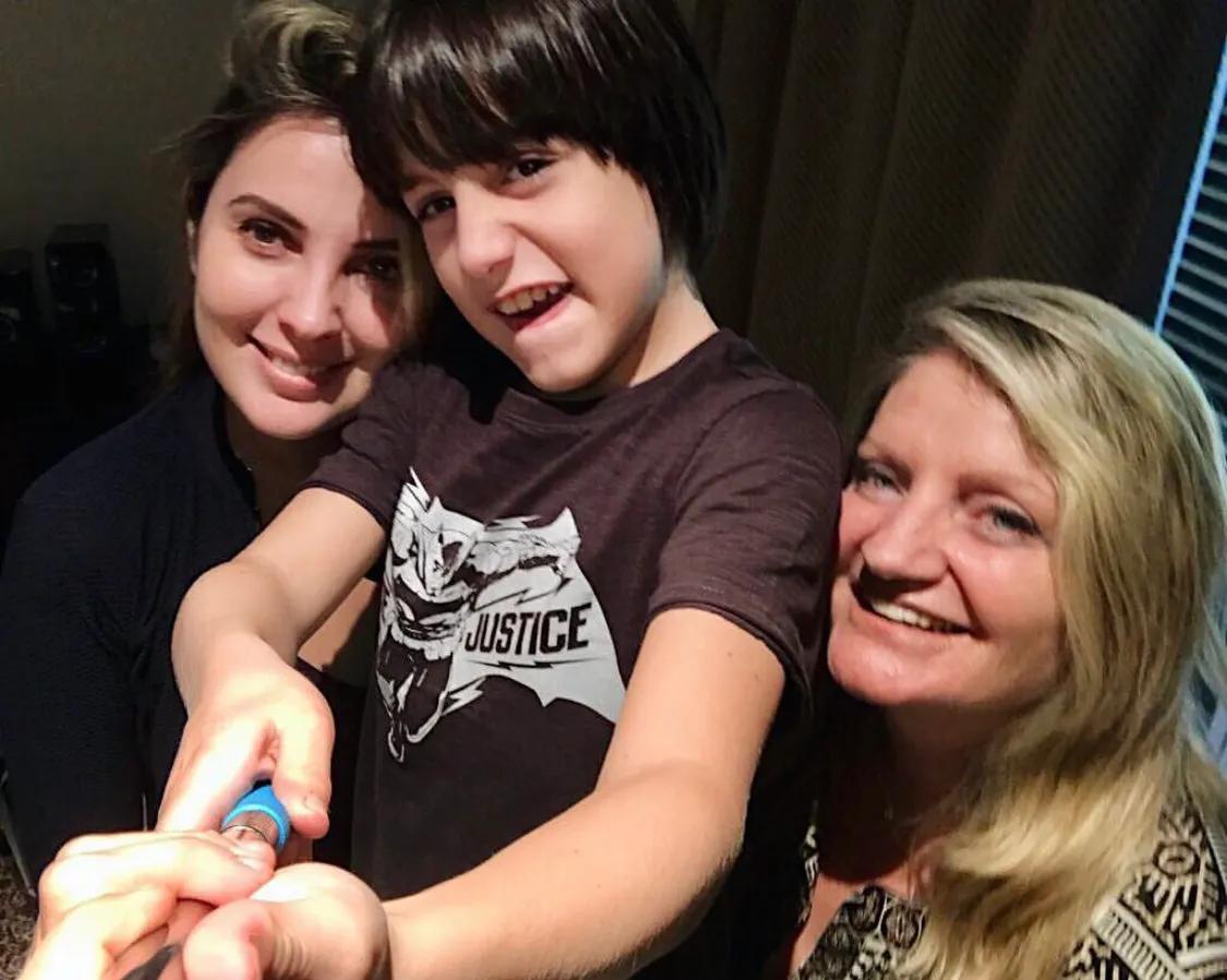 巴西最美第一夫人：小丈夫43岁选美出身，52名仆人伺候，排场太大