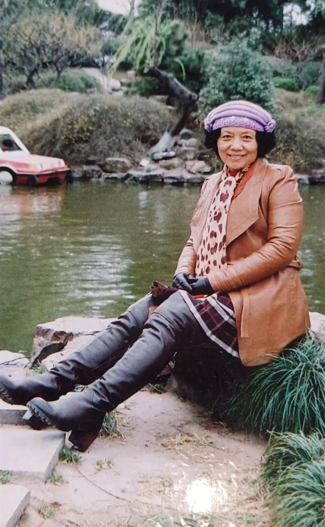 丰子恺弟子图片大全,丰子恺与李叔同师弟