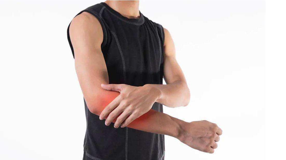 手一握胳膊肘关节疼痛怎么回事,胳膊肘关节疼痛如何缓解