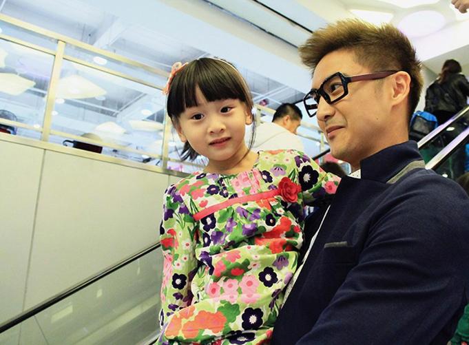 抖音网红年龄一直在变,抖音走红原因