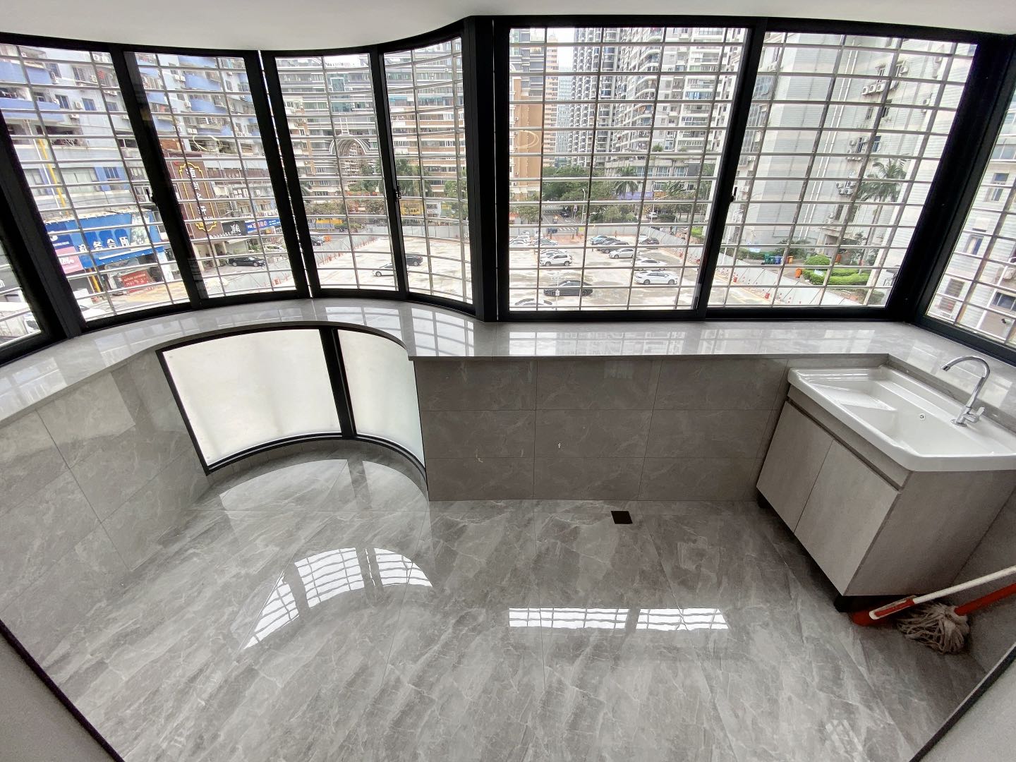 现代简约灰色系的房间搭配什么,轻奢风格全屋搭配高级灰117平