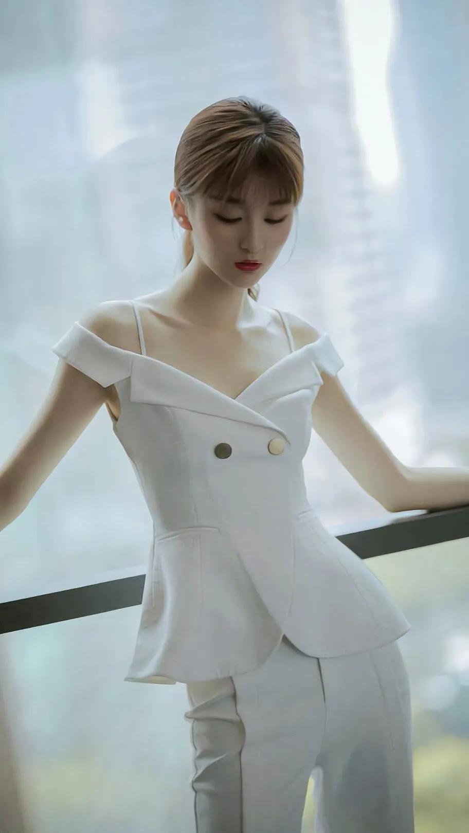 乔欣写真集高清写真大图,乔欣写真图片大全唯美