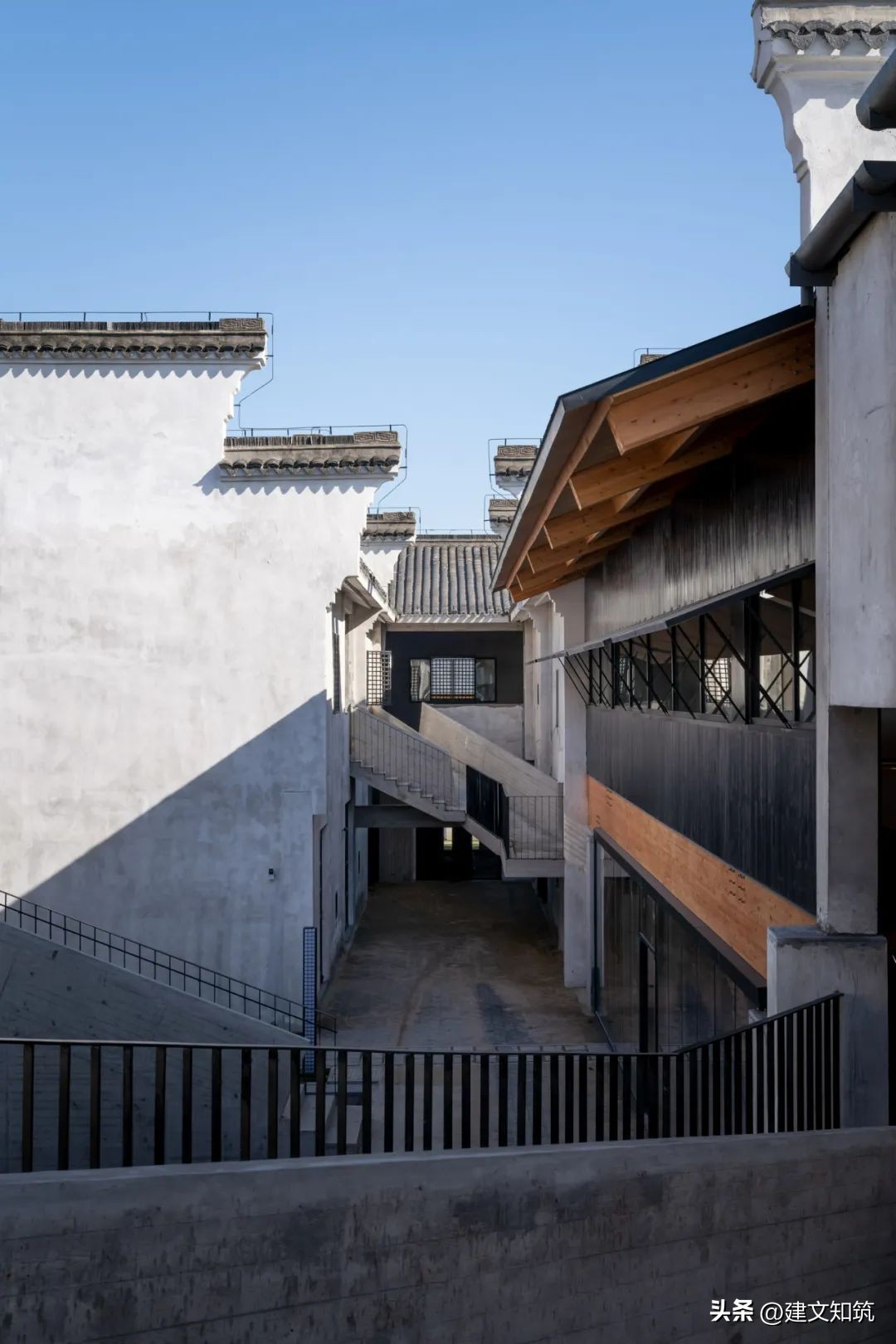 【荐筑】方村-Baudorf，相遇的场所丨佚人营造