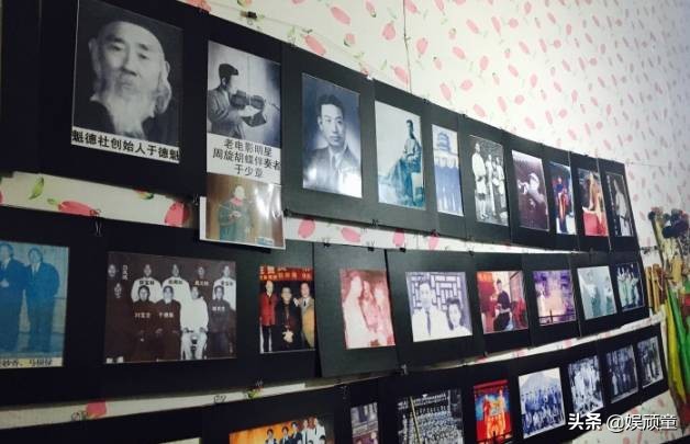 北京最小的剧场,空间10平米门票200元,班主与侯宝林平辈