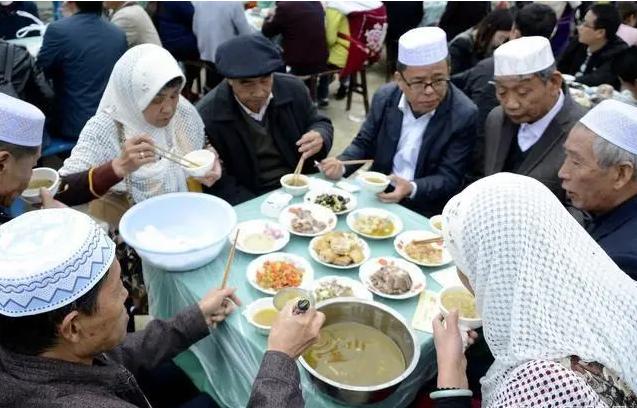 满族不吃狗肉，回族不吃猪肉，那汉族不吃什么肉？