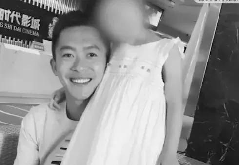 中央电视台李文亮医生全部视频,钟南山等专家谈李文亮医生的事迹