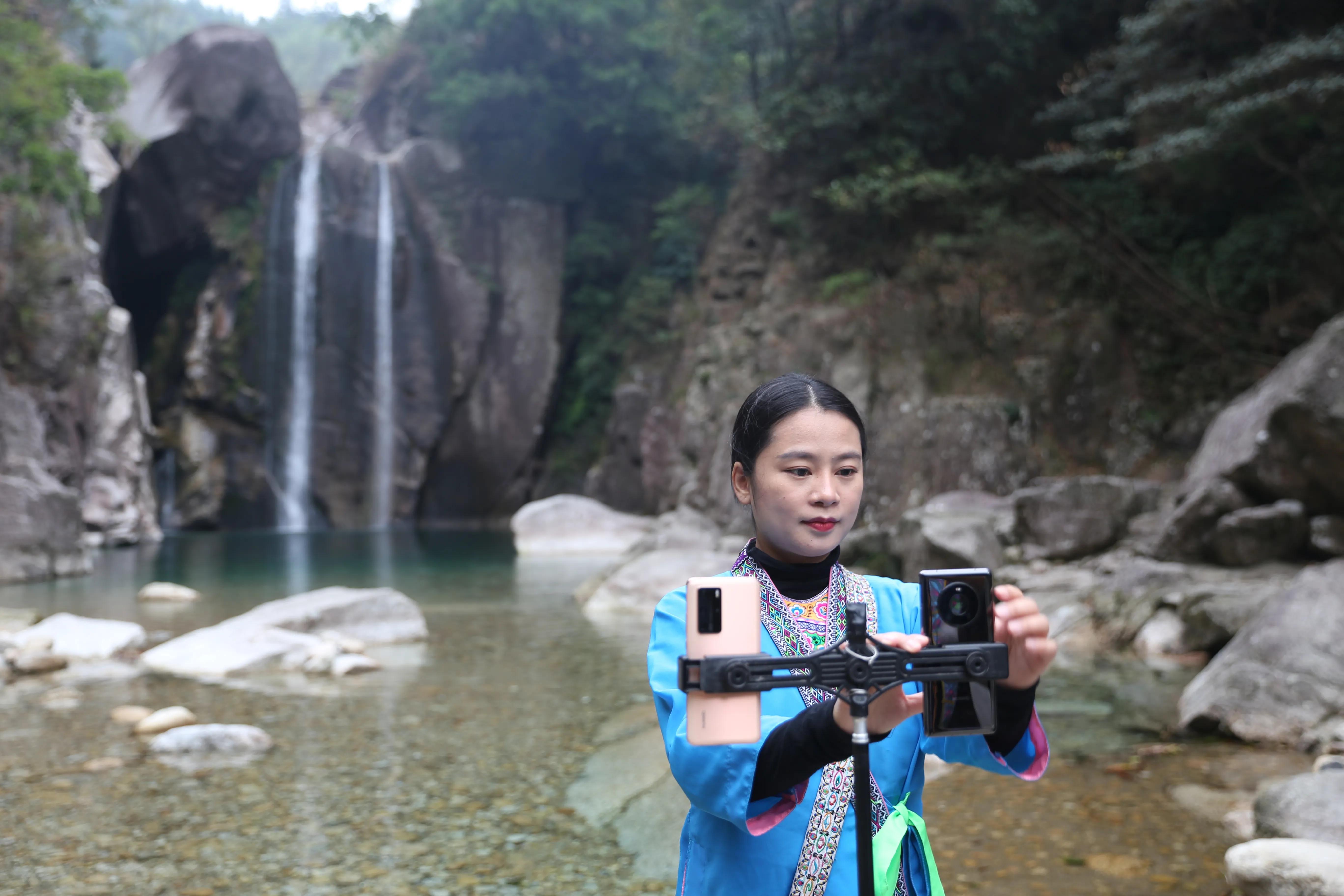 贵州姑娘90后创业,广西90后女生创业