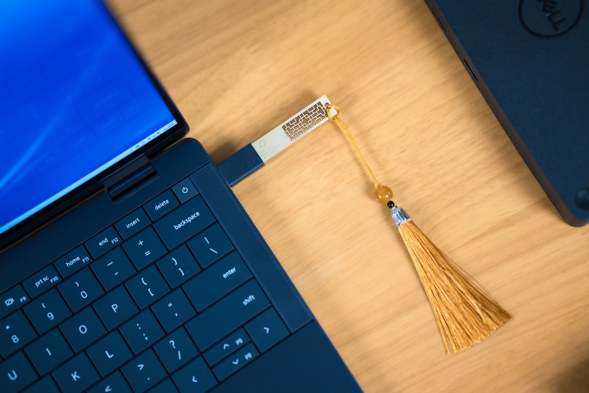 戴尔latitude7440测评,戴尔latitude7390