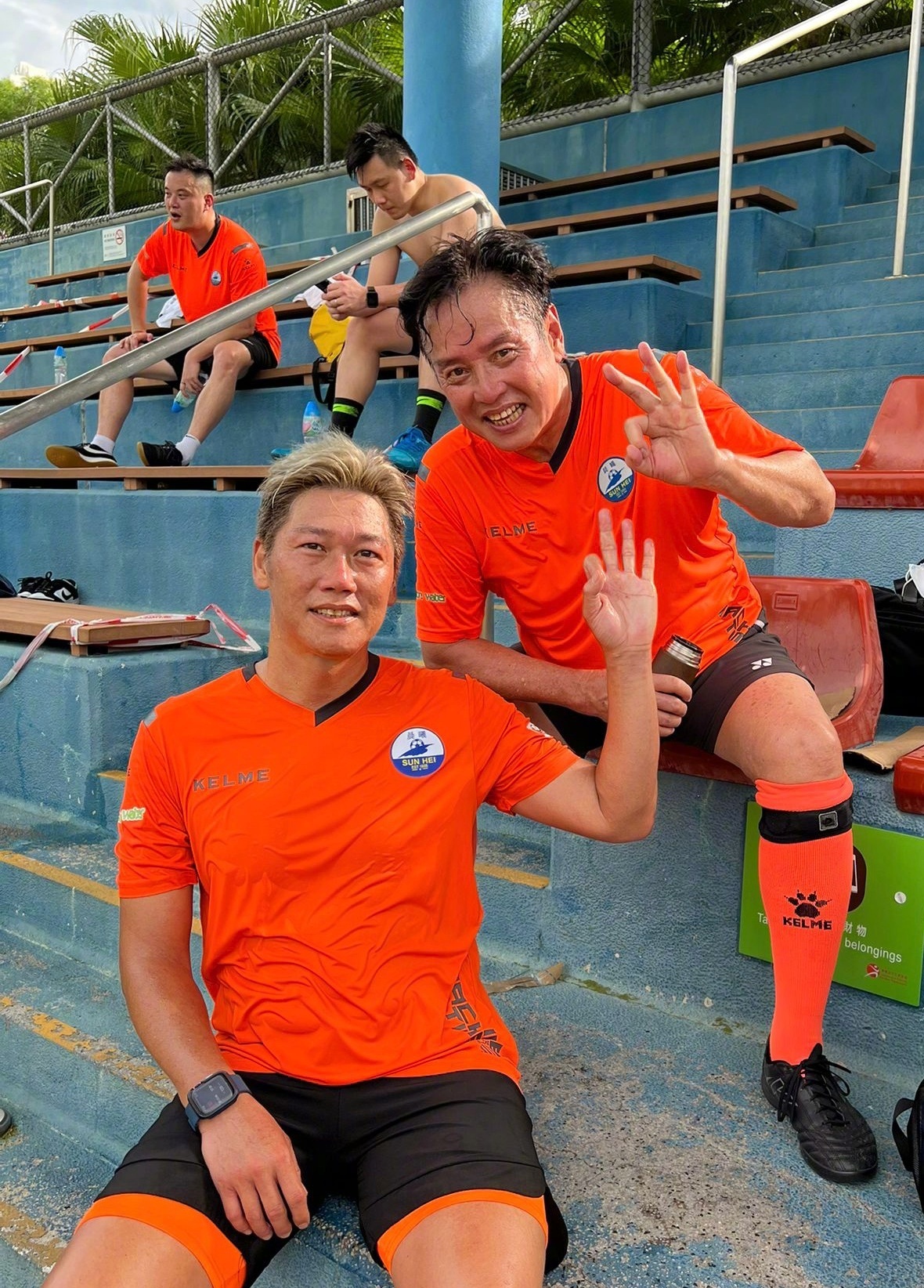 谭咏麟最近踢足球,谭咏麟踢足球是不是很厉害