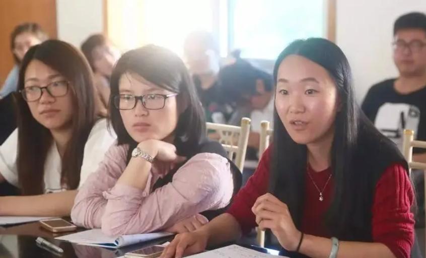 北大毕业回五线城市？本溪高中招聘教师，名校生学历背景惹争议