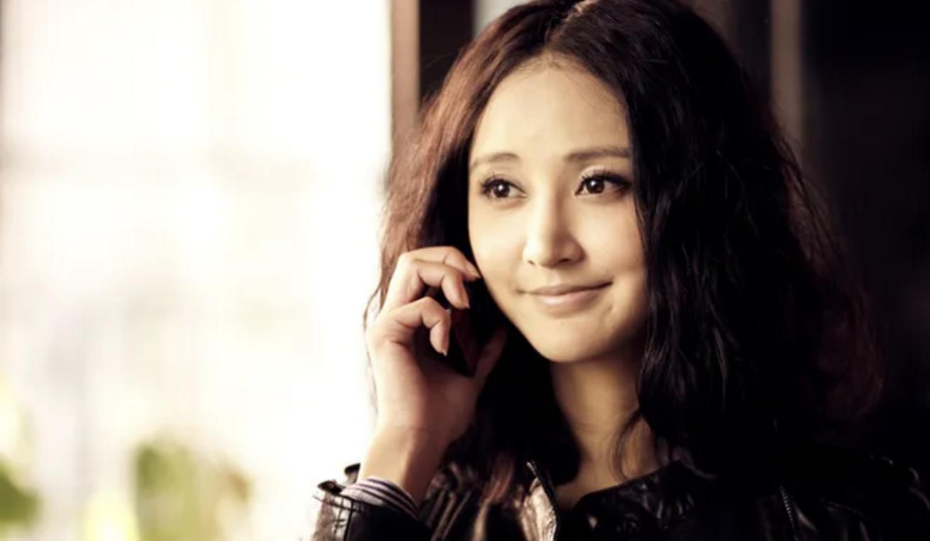 素颜是灾难，化妆是整容，这9位女明星的真实颜值，前后反差巨大