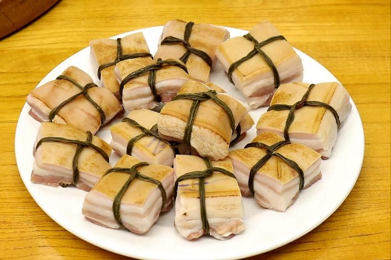 8月15中秋家宴吃什么，这8道硬菜端上桌，营养美味，全家抢着吃