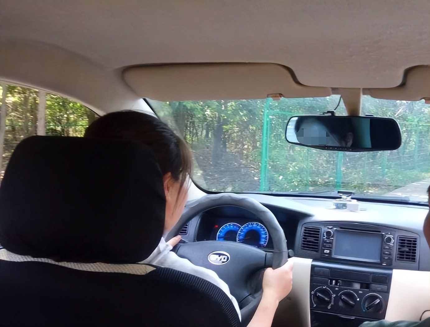 头晕怎么判断是什么原因引起的,头晕是什么原因引起的早期症状