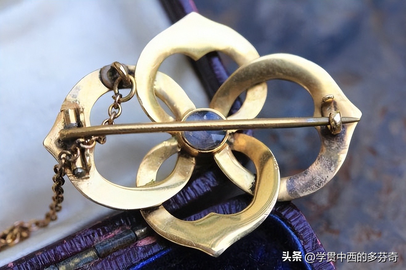 结婚戒指什么时候传入中国,哪个年代的戒指都是祖传的