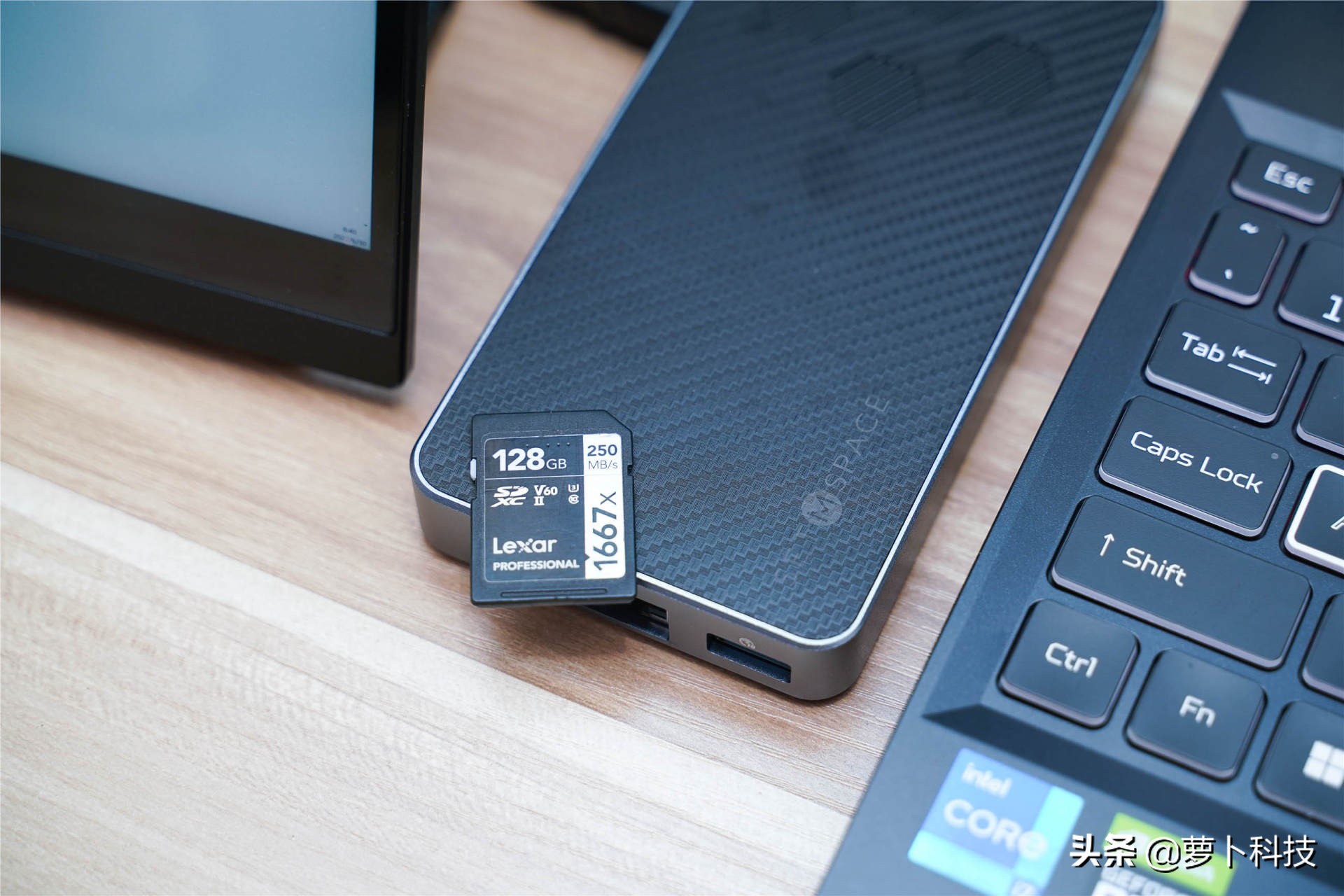 100w充电功率可以充200w电脑吗,功耗低的苹果硬盘扩展坞