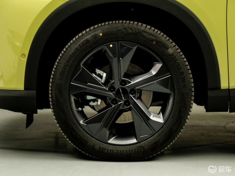 北汽魔方是小型还是大型suv,谁是紧凑型suv的王者