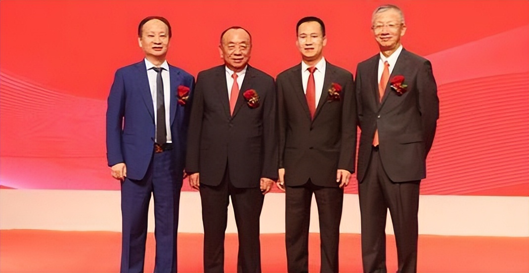 湖南新首富徐航：一天狂赚3.27亿，两年身家暴涨1030亿