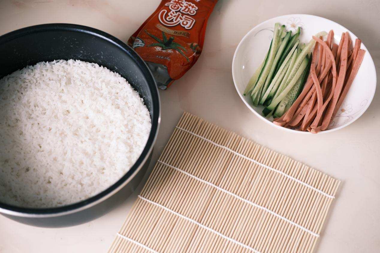 电火锅、电饭锅、电压力锅三合一，乐享多用，安本素电压力锅体验