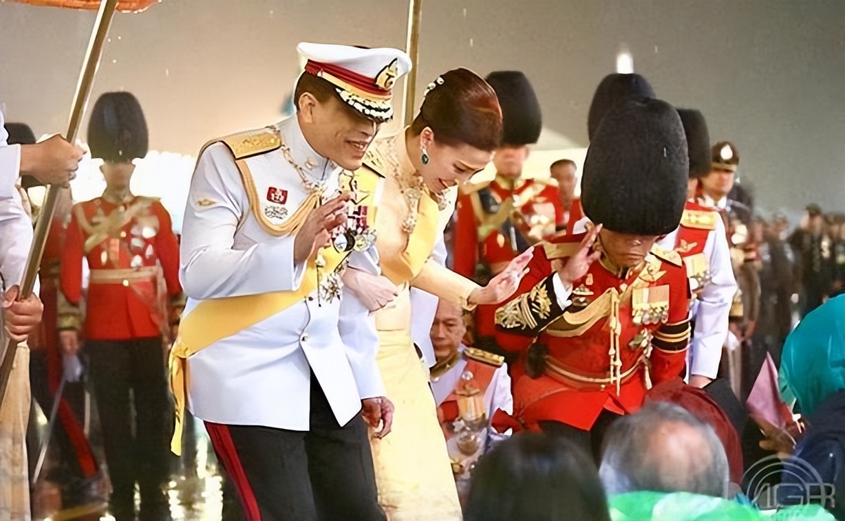 泰国政变及泰国政局,泰国正式解散议会什么意思