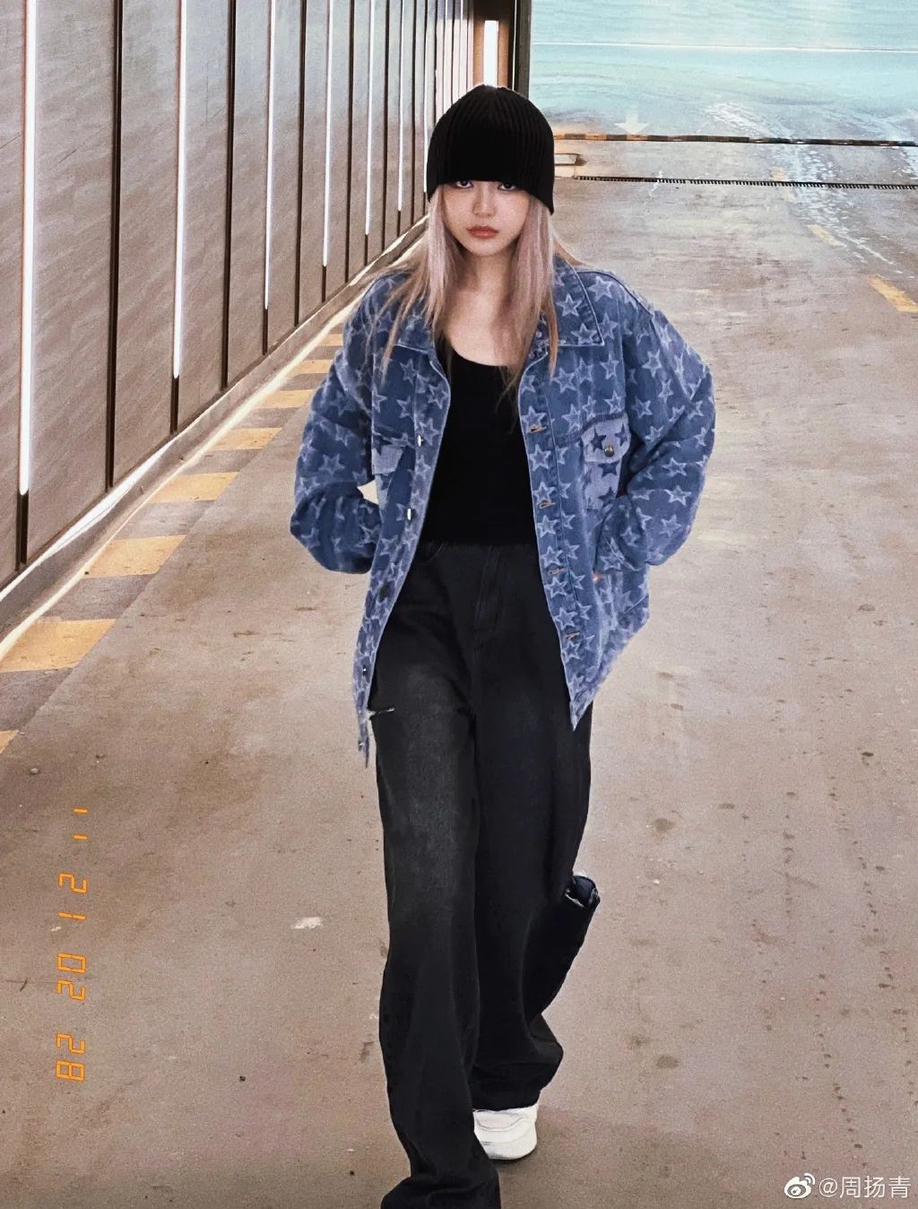 秋天牛仔外套试试这样搭,厚秋天牛仔外套穿搭