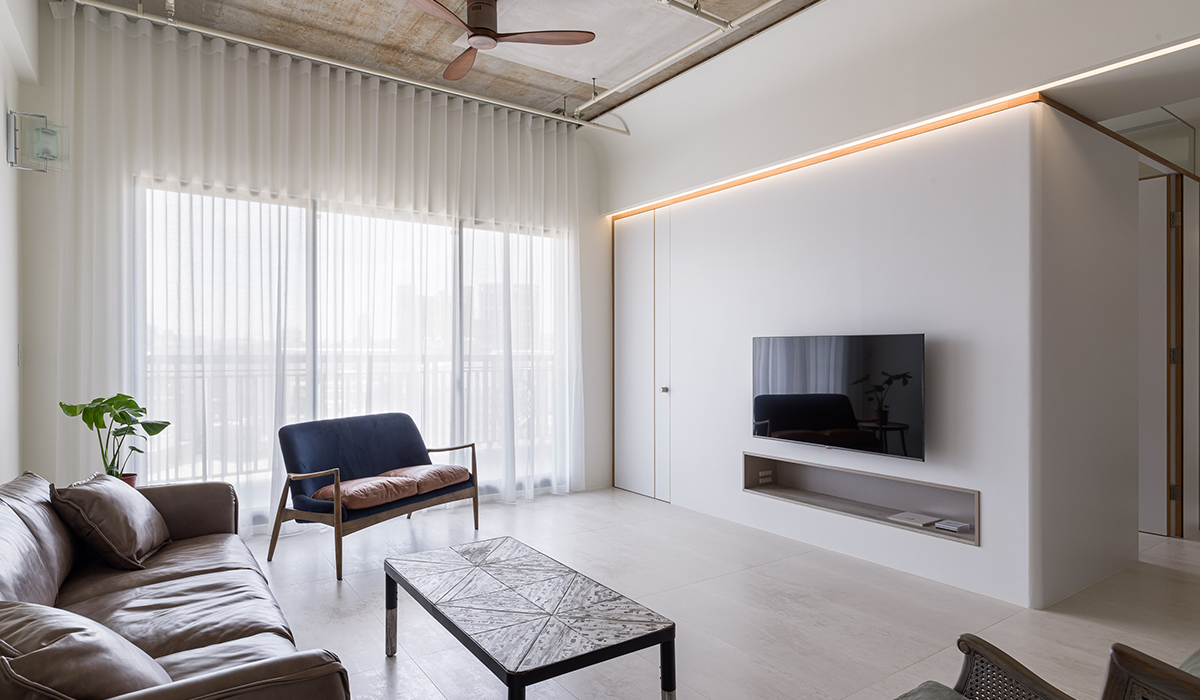 阳台推拉门要不要拆掉和客厅打通,客厅阳台没打通要不要装两道窗帘