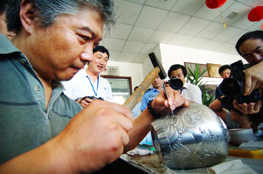 济南夜市网红打卡地点,济南网红打卡地经三路