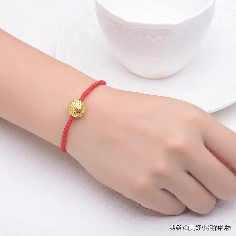 母亲节礼物项链黄金推荐,母亲节礼物排行榜前十名黄金饰品