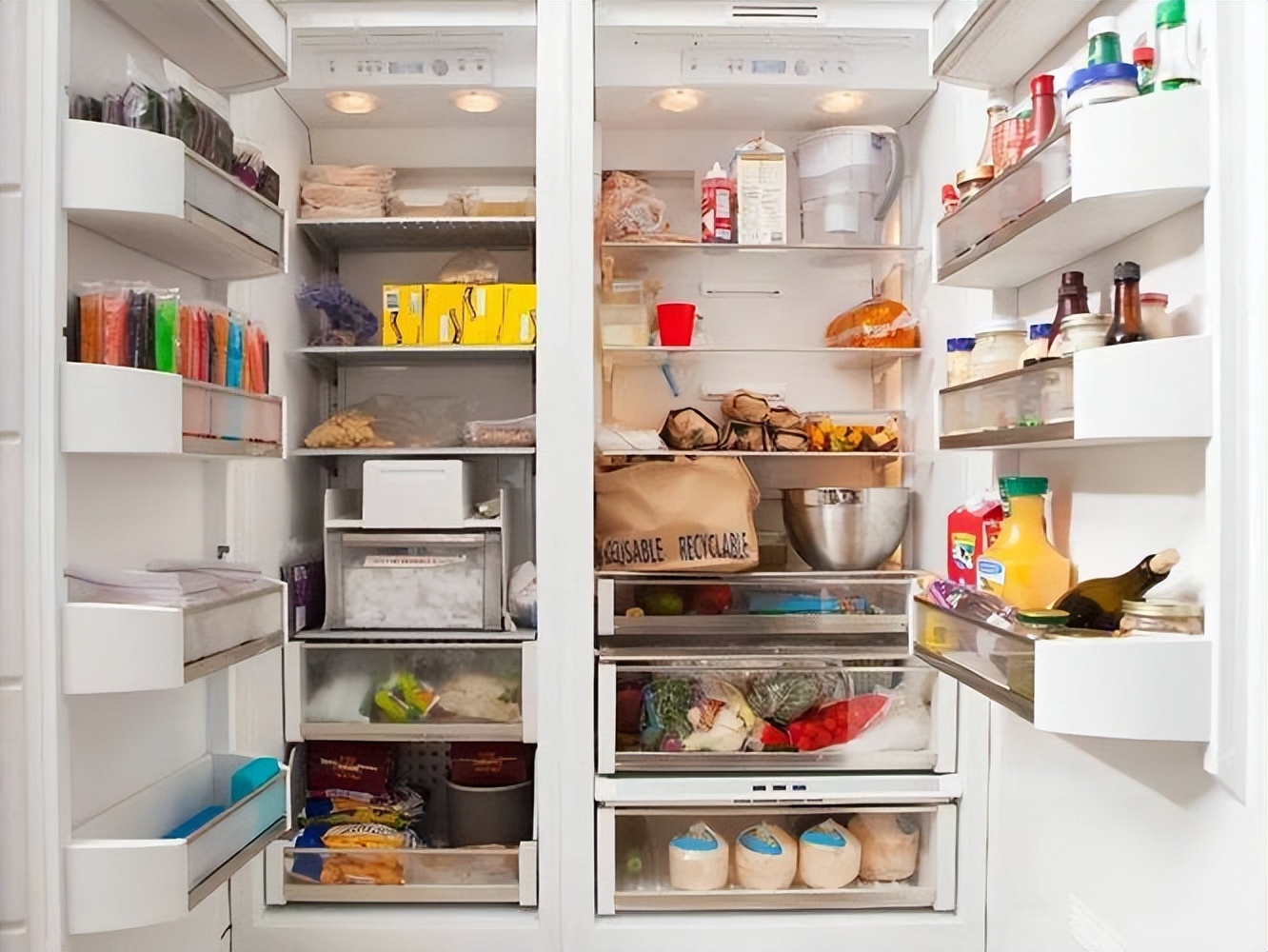 双对开门冰箱和四开门的哪个好,双对开门和十字门冰箱