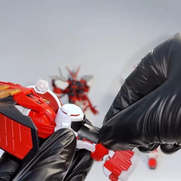 模匠魂hirm红异端王者之剑,模匠魂红异端为什么比蓝异端要贵