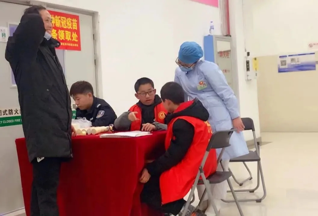 节前送温暖共迎幸福年,节前送温暖