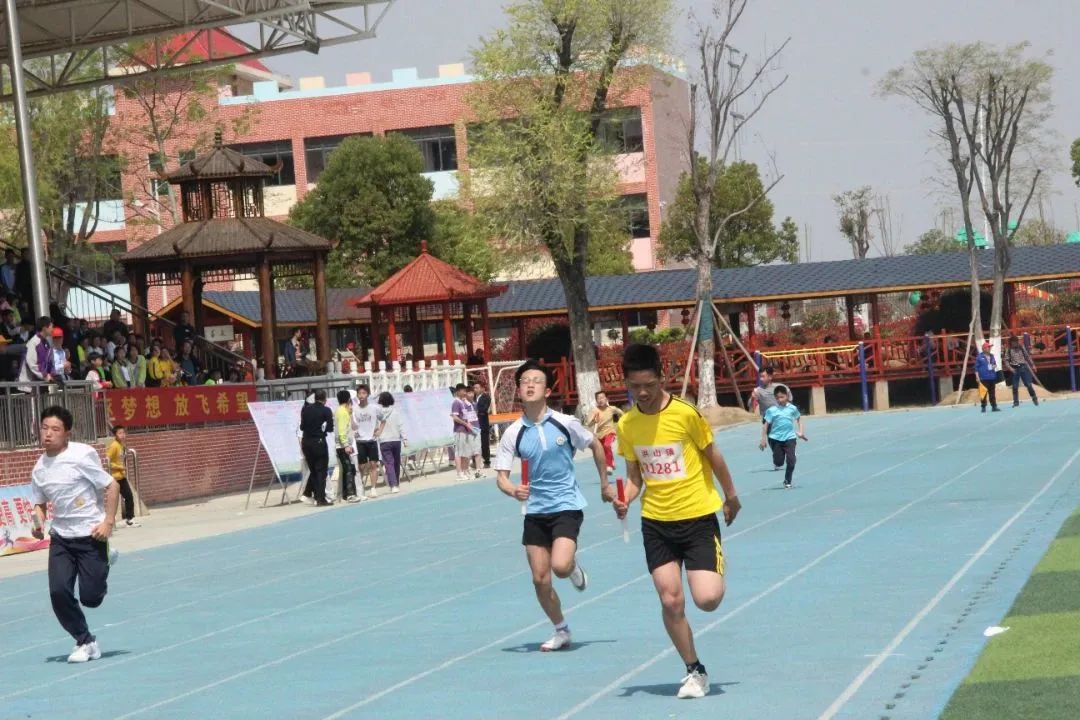 随县第三届“新华杯”中小学生运动会在炎帝学校举行