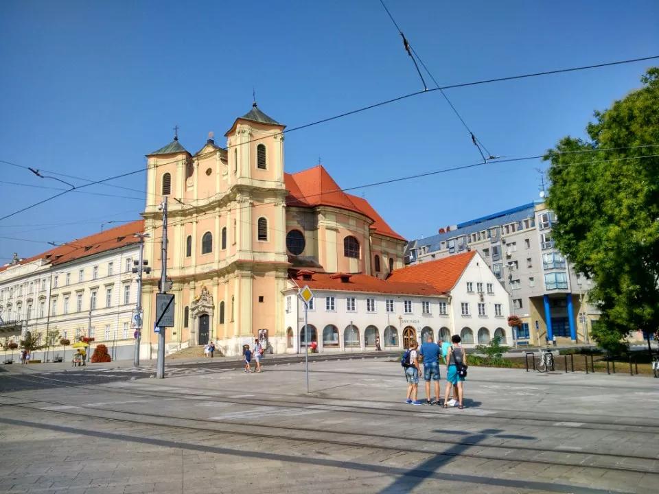 欧洲古城堡探秘,带你看世界走进巴尔干