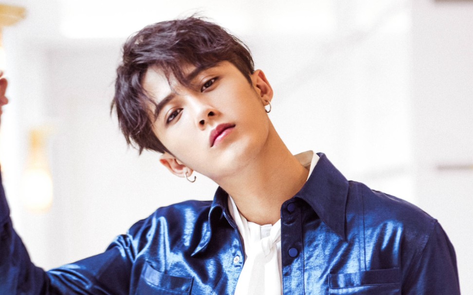 檀健次学迈克尔杰克逊顶胯,檀健次偶像是迈克尔杰克逊吗