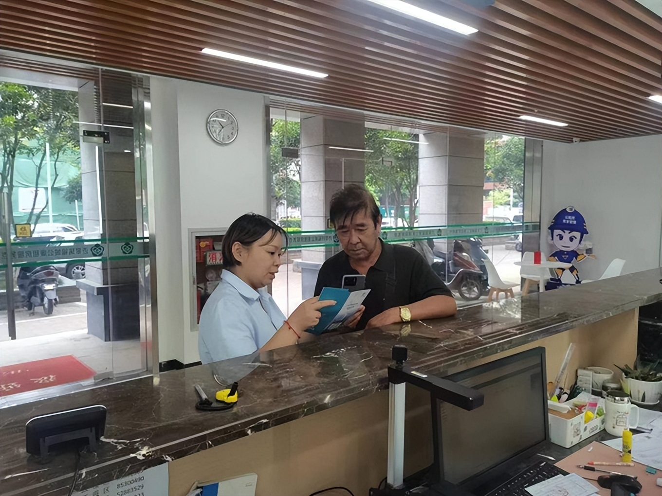 打通服务群众家门口最后的一公里,打通公共服务群众最后一公里