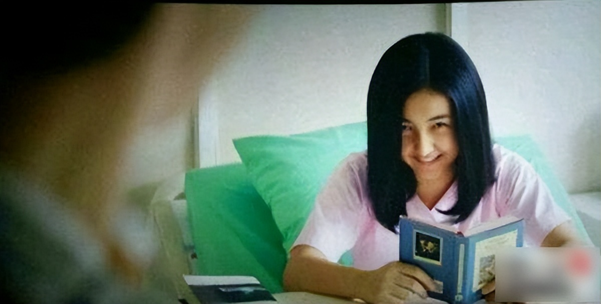 国民妹妹张子枫演技备受大众认可,演技派四小花旦张子枫