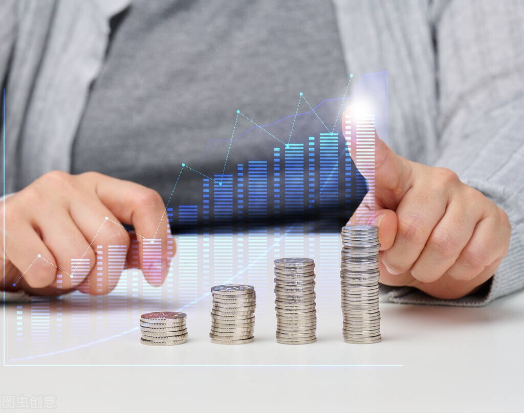 房地产行业工资现状及前景,房地产数据下滑严重