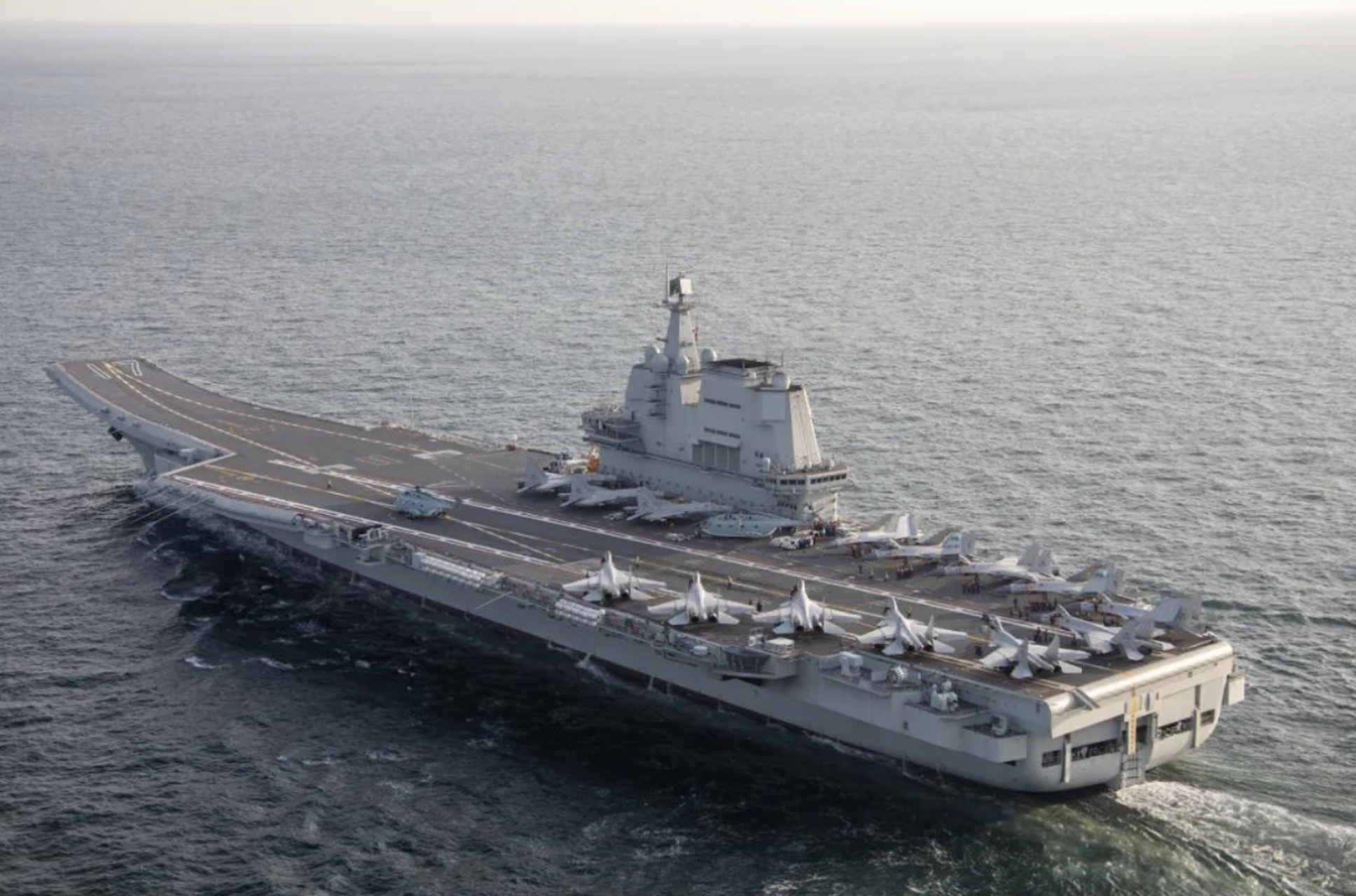 美国航母一旦被击沉有什么后果,美军航母被击沉会怎么样