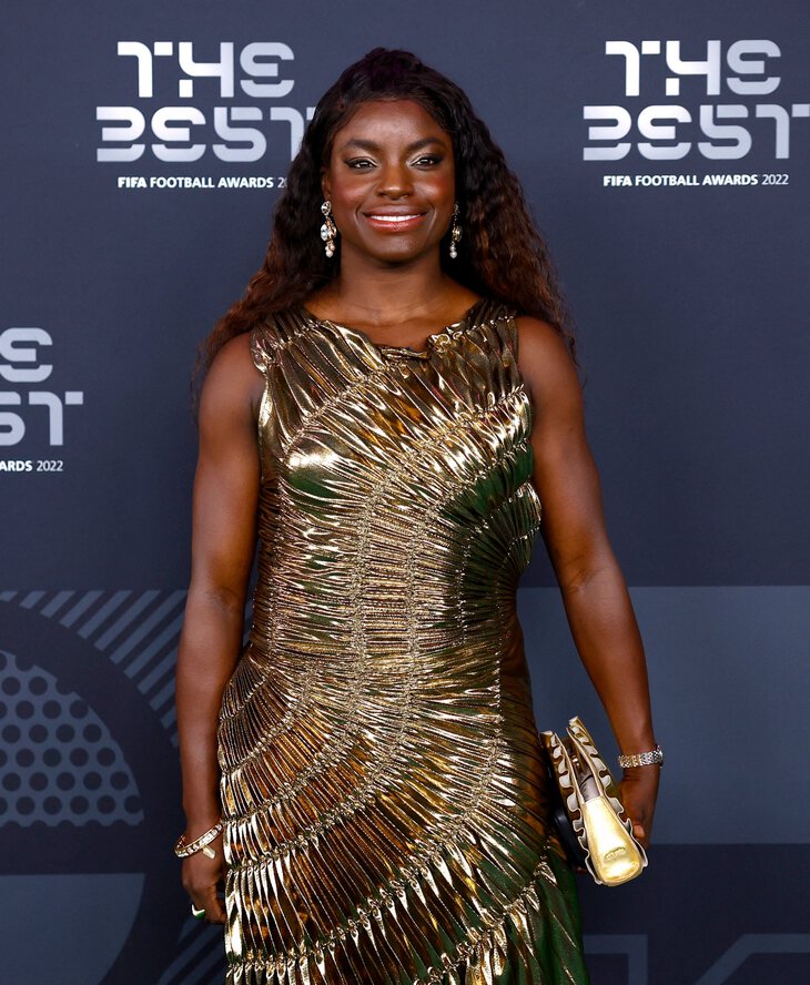 黑酷梅西，粉红摩根，国际足联颁奖典礼上的足坛时尚圈