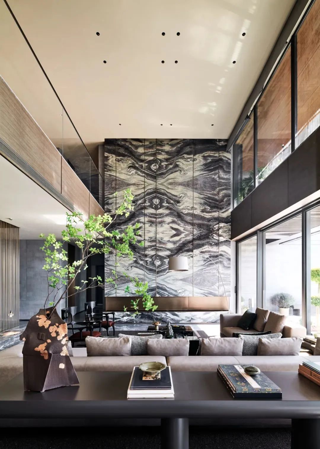 天然奢石和人造奢石的辨别,天然奢石与人工奢石对比