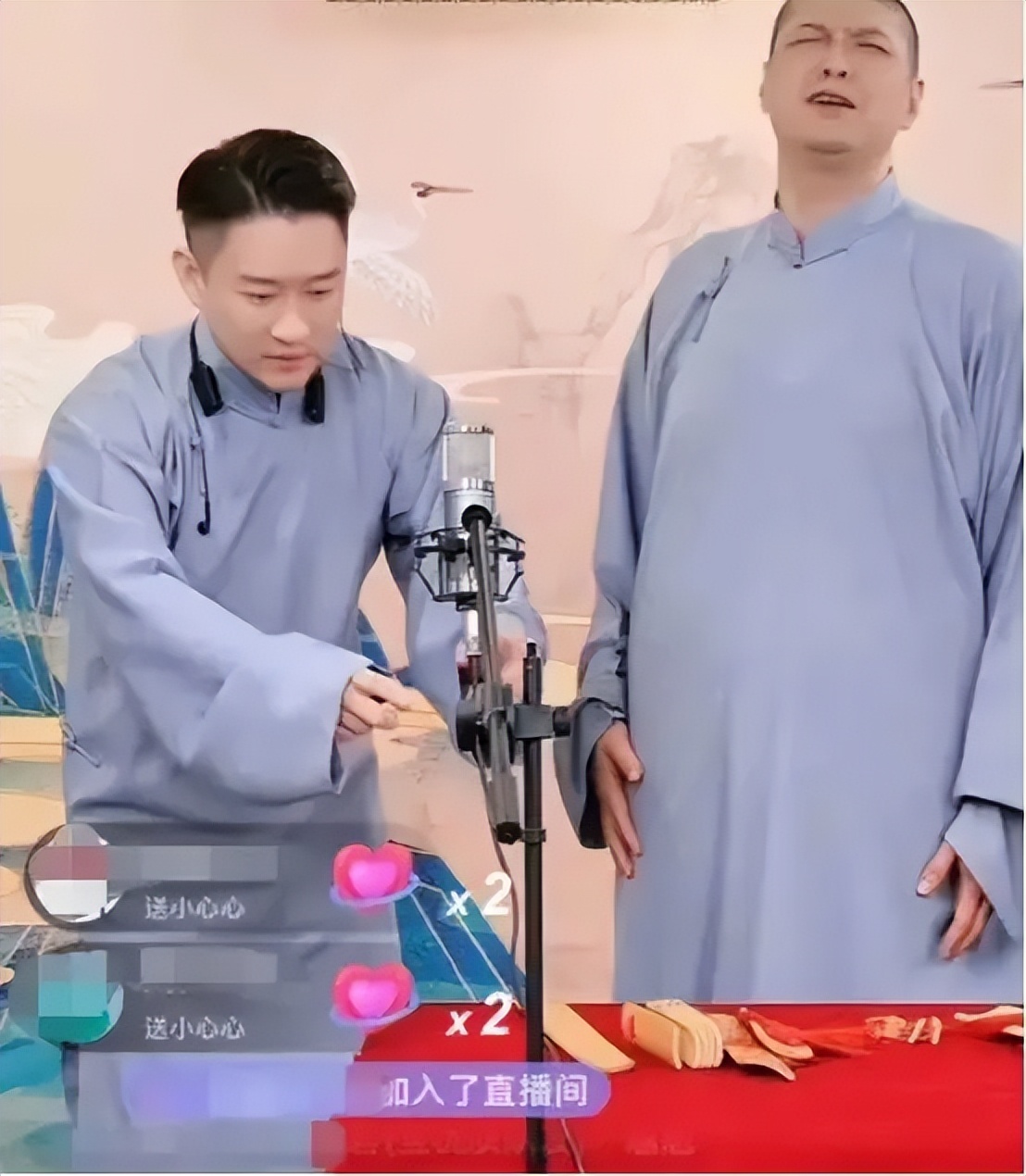 曹云金怒砸郭德纲饭碗，掀翻整个德云社，免费直播说相声获好评