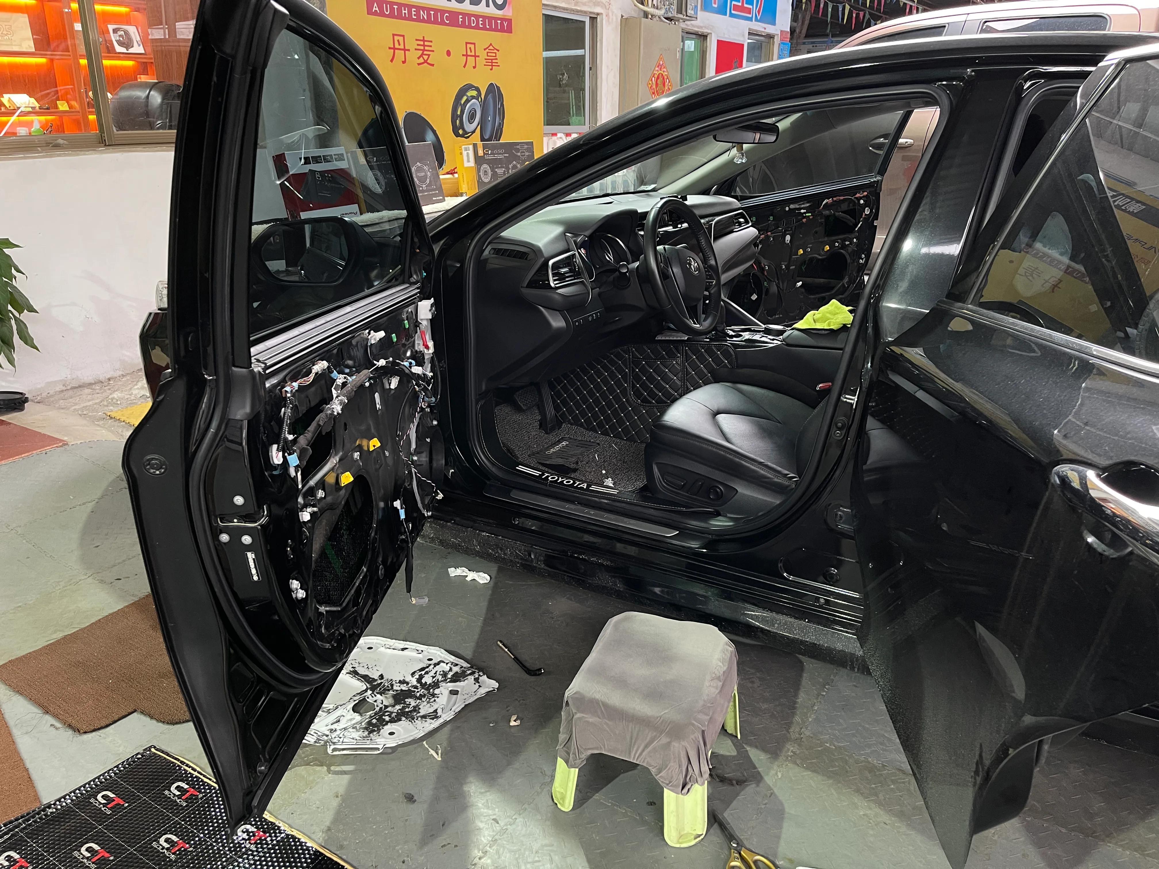 凯美瑞2.5g豪华版音响改装案例,凯美瑞六代升级改装深圳